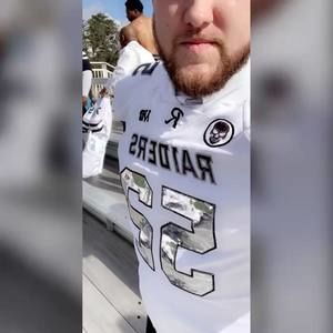 Meet your Posher, Brandon